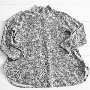 Chicos Python Snake Print gray top shirt mock neck womens 2 L large
